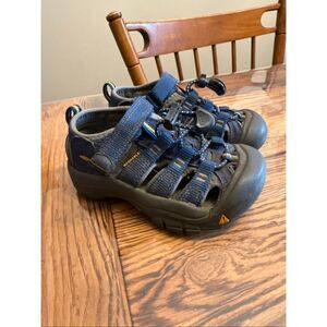 Keen Blue Closed Toe Trail Hiking Newport H2 Water Sports Shoes Sandals Size 9